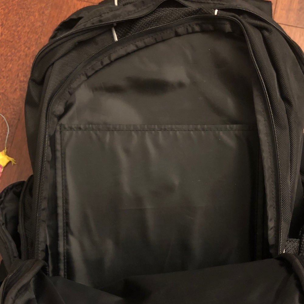 Targus Black Multi-Compartment Backpack - Picture 4 of 13